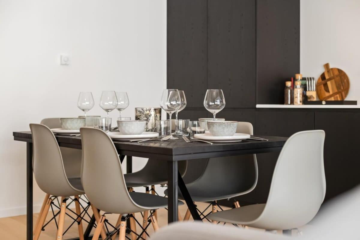 Huswell - Renovated Apartment In The Heart Of Ostend Exterior photo